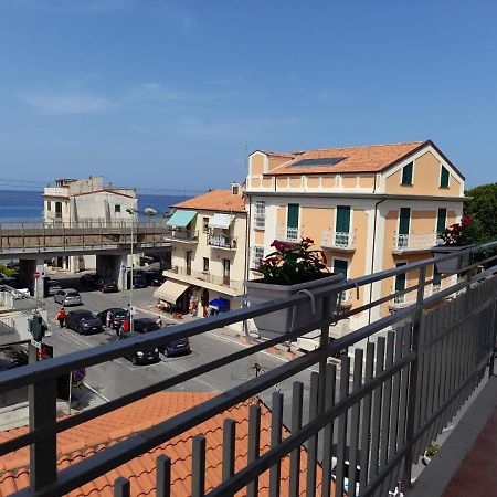 Bed and Breakfast Ely Sea Belvedere Marittimo Exterior foto